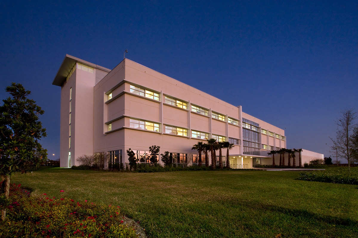 Architectural dusk view of Torrey Pines Institute for Molecular Studies - Port Saint Lucie, FL