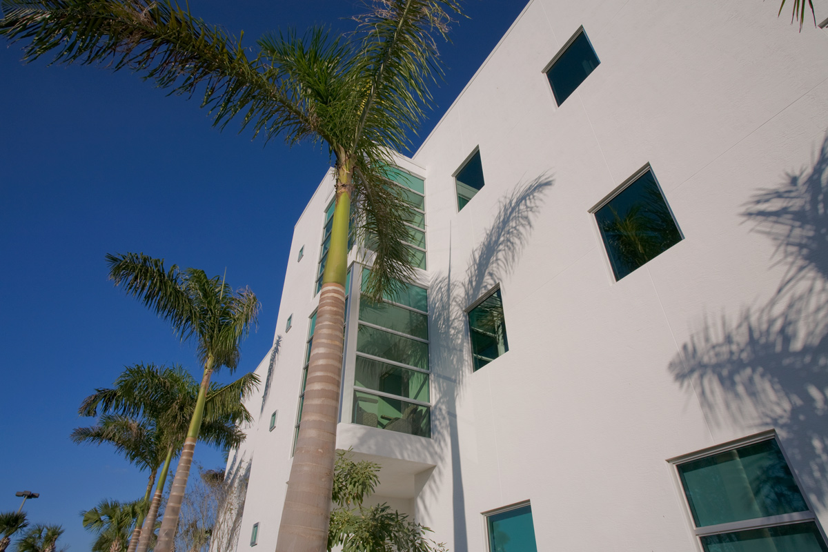 Architectural entrance view of the Children's Services Council - West Palm Beach, FL