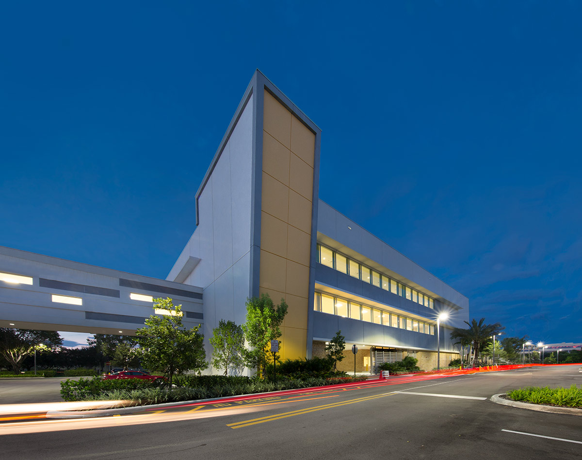 Architectural dusk view of the HBO data center in Sunrise, FL 