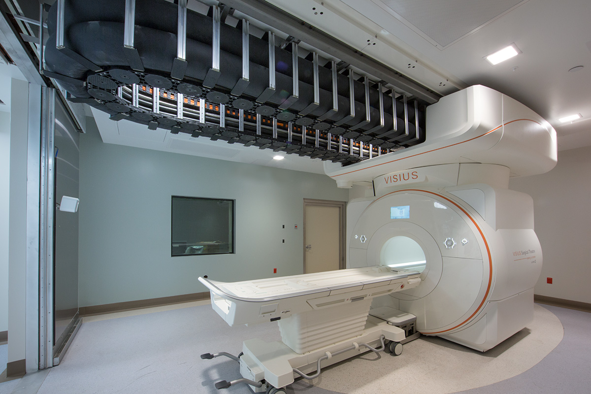 Interior design view at Boca Raton, FL Regional Hospital Neuroscience Ctr mri operating room.