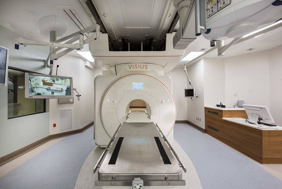 Interior design view at Boca Raton, FL Regional Hospital Neuroscience Ctr mri operating room.