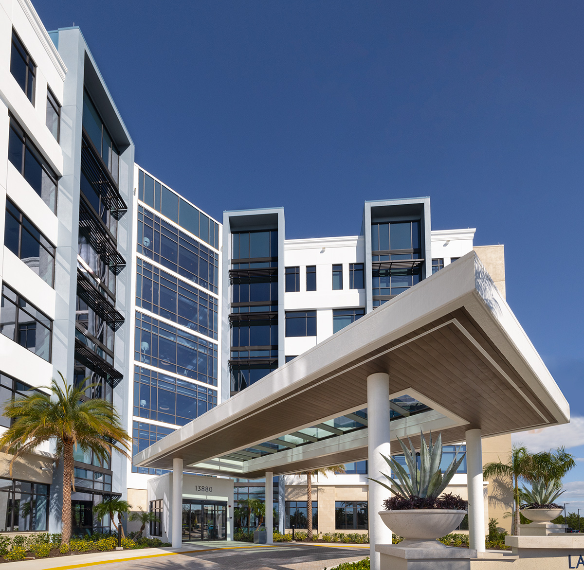 Architectural entrance view of Shell Point Larsen Health in Fort Myers, FL.