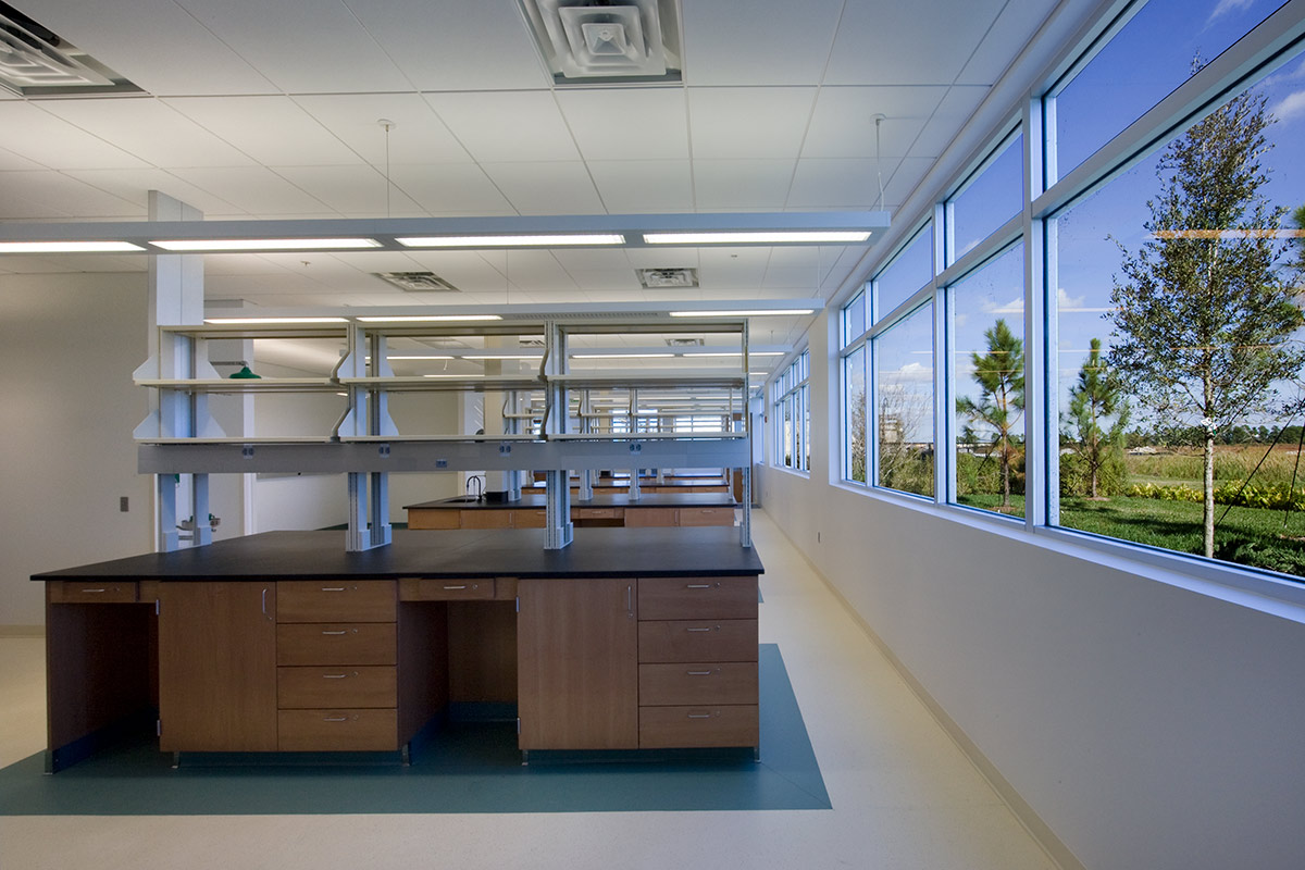 Interior design view at Torrey Pines Institute for Molecular Studies - Port Saint Lucie, FL